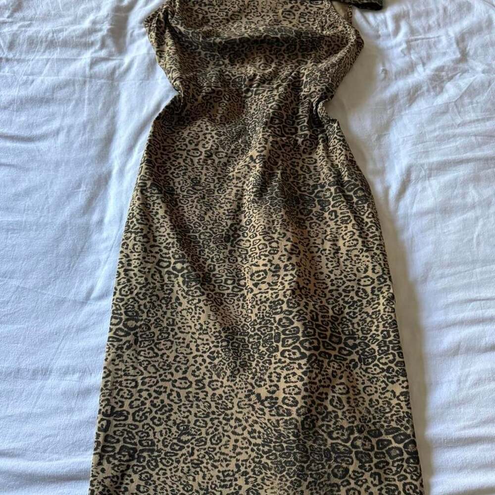Bettie Page Leopard Print Wiggle Dress Size XL Off Shoulder Pinup Midi